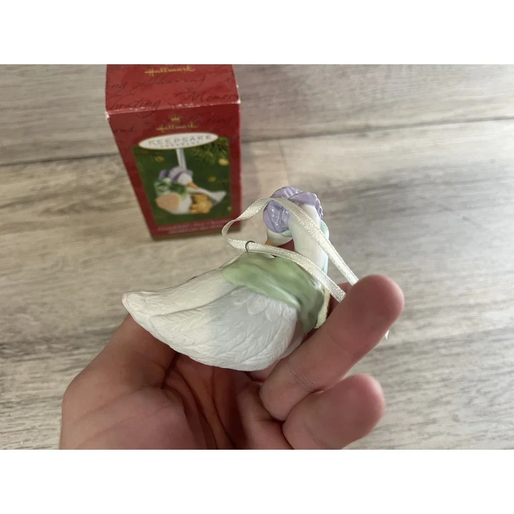 Hallmark Keepsake Grandchild's First Christmas  Ornament 2001‎ Goose Bird Baby